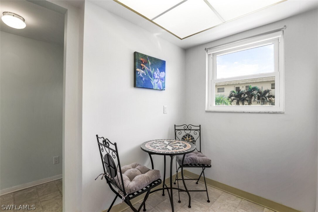 Primary Photo - 3150 Binnacle Dr