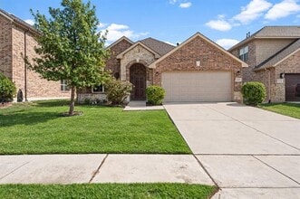 Building Photo - 2640 Costa Mesa Dr