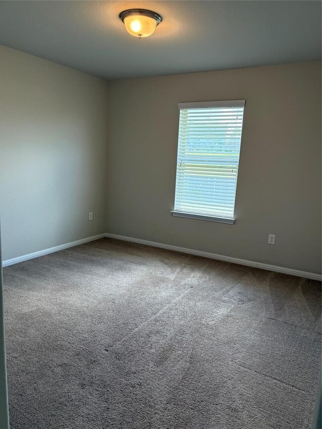 Building Photo - 372 Eagle Brook Ln
