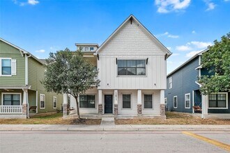 Building Photo - 12710 Idledale Dr