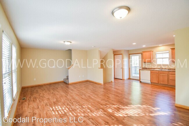 Foto del edificio - 2 br, 2.5 bath House - 4316 153rd Street