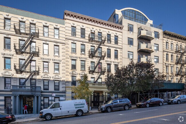 Building Photo - 521 W 135th St