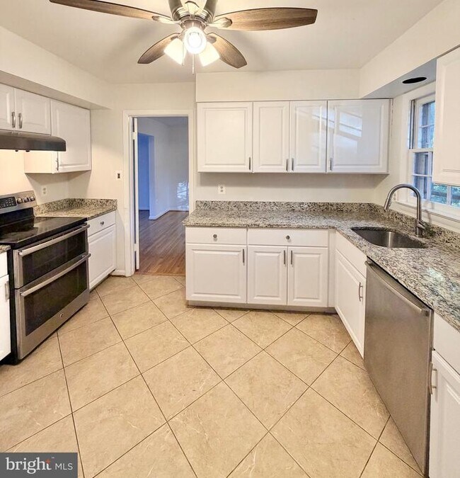 Foto del edificio - 9513 Stevebrook Rd