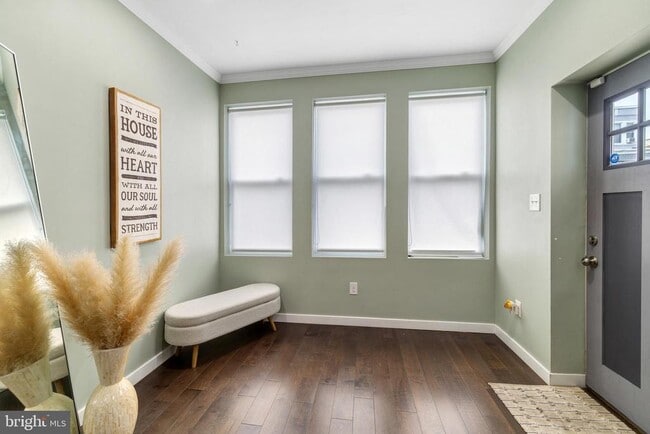 Foto del edificio - 1741 Georges Ln