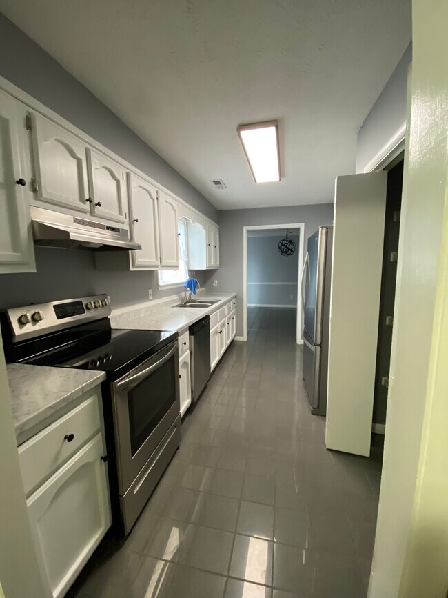 Foto del edificio - 1188 Glenwood Dr