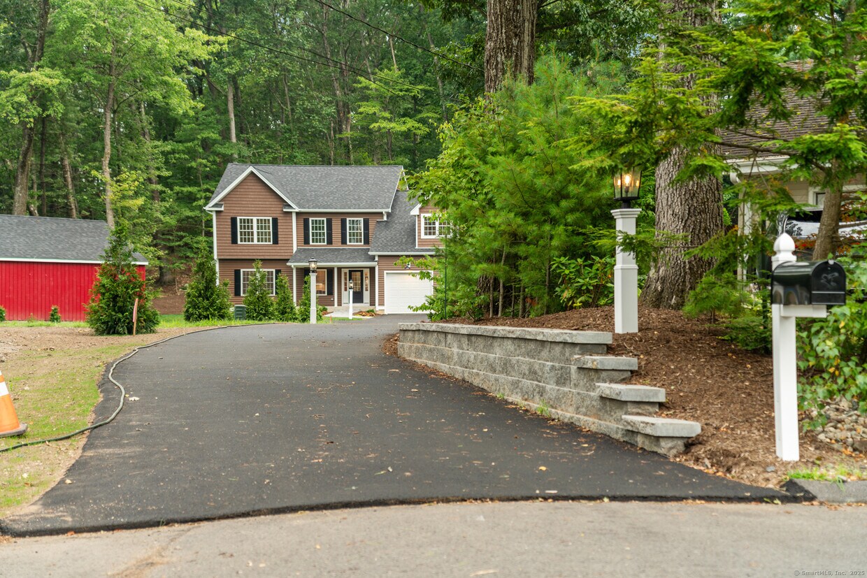 Foto principal - 164 Fox Den Rd