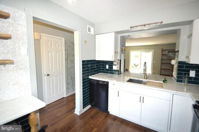 Building Photo - 14709 Southwarke Pl