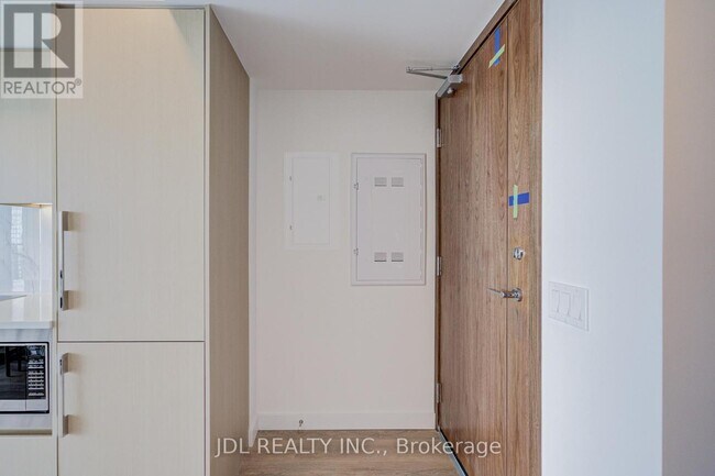 Photo du bâtiment - 1 Concord Cityplace Wy