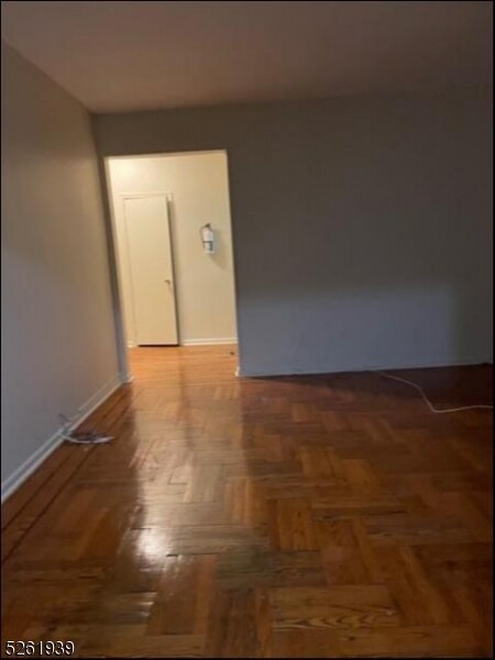 Foto del edificio - 433 Lincoln Ave