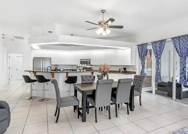 Foto del edificio - 413 SW 7th St