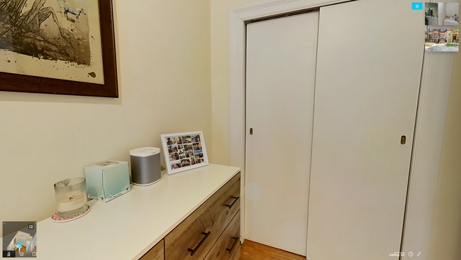 Foto del edificio - 1059 Beacon St