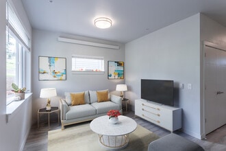 Building Photo - 5 Points Apartments