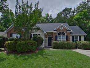 Building Photo - 123 Cranley Rd
