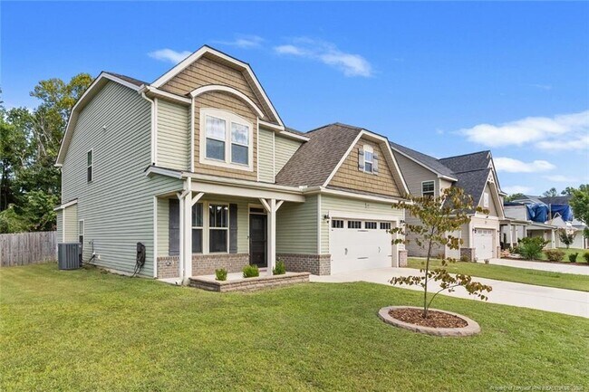 Building Photo - 197 Ganton Dr