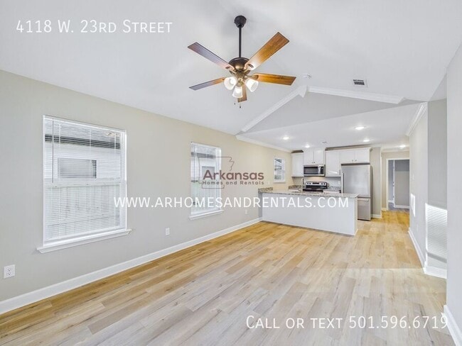 Foto del edificio - 4118 W 23rd St