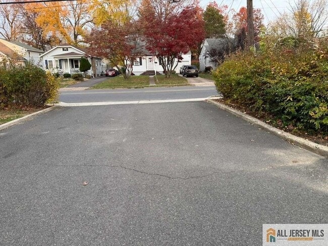 Foto del edificio - 107 Parkway Ave