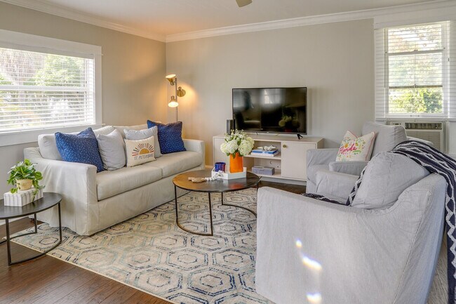 Foto del edificio - 202 10th Ave NE