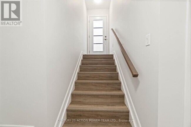 Photo du bâtiment - 362 Hazel Crescent