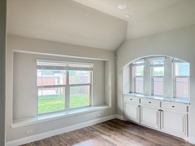 Foto del edificio - 1009 Tree Shadow Ln