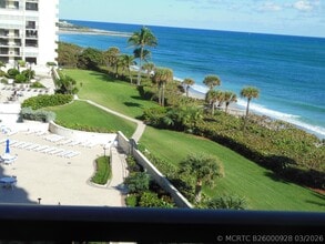Building Photo - 300 Ocean Trail Way