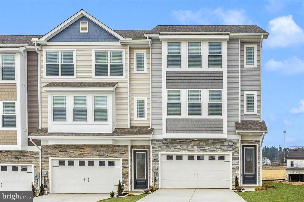 Foto principal - 424 Abigail Ave