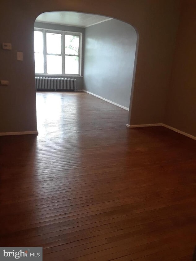 Foto principal - 641 Hanover Ave