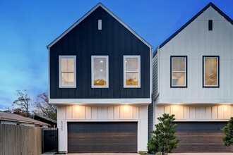 Building Photo - 6207 Nuben St
