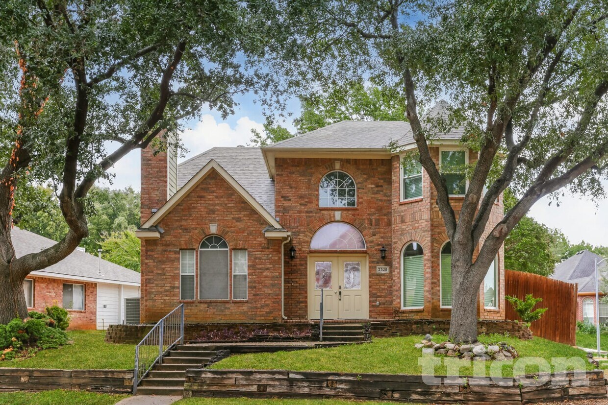 Primary Photo - 2320 Shinnery Oak Dr