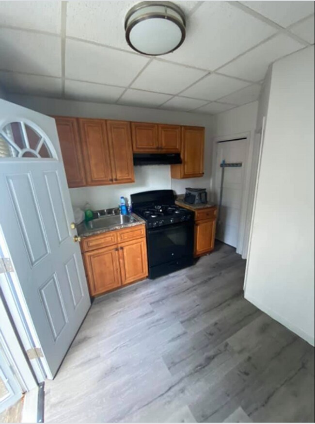 Foto del edificio - 152 N Robinson St