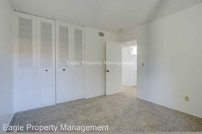 Building Photo - 3 br, 2 bath House - 5038 Greenberry Dr