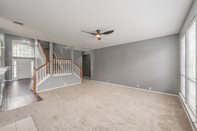 Building Photo - $500.00 off of the first months rent! Move in Ready 4 bedroom 3.5 bath in Mansfield