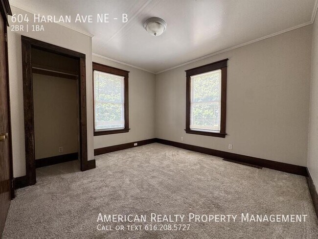 Foto del edificio - 604 Harlan Ave NE