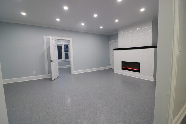 Building Photo - 255 Nuber Ave
