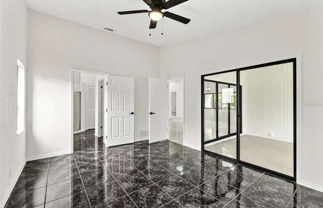 Foto del edificio - Charming 3BR 2BA House in Palm Coast