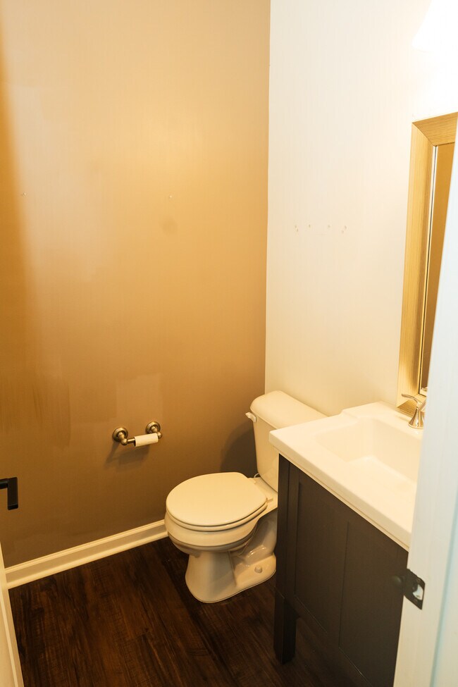 Building Photo - 1013 Epiphany Rd