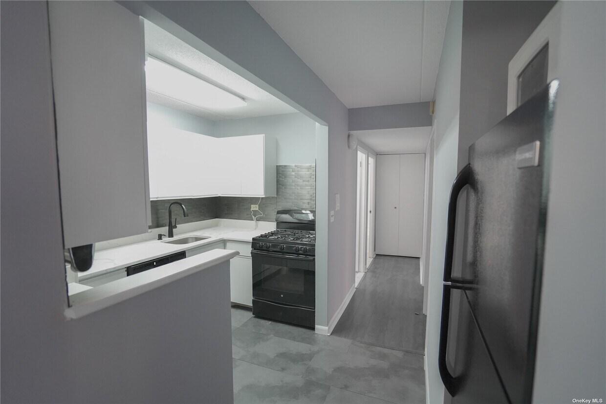 Foto principal - 301 Cathedral Pkwy