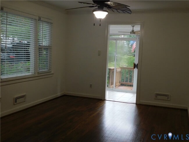 Foto del edificio - 8510 Weldon Dr