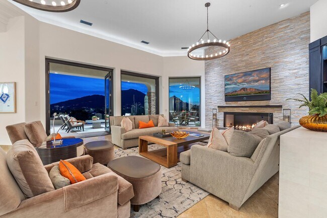Foto del edificio - Rates Vary: $27,495 - $54,995