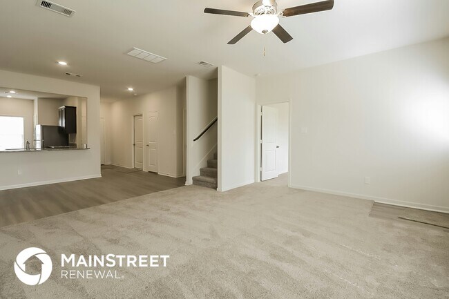 Foto del edificio - 26213 Raphael Dr