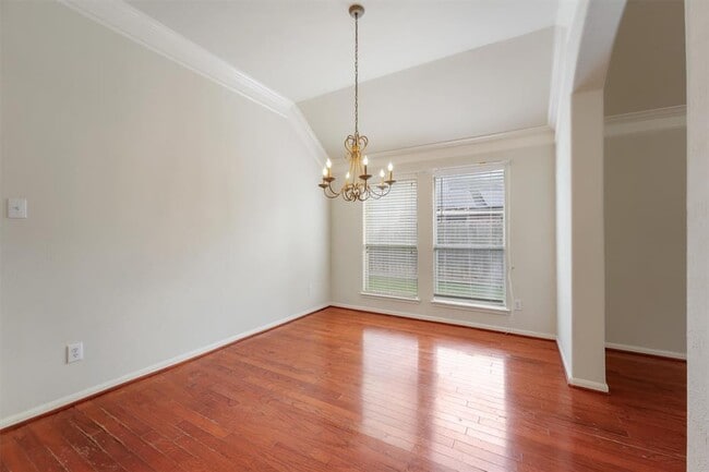 Building Photo - 15103 Southern Cypress Ln