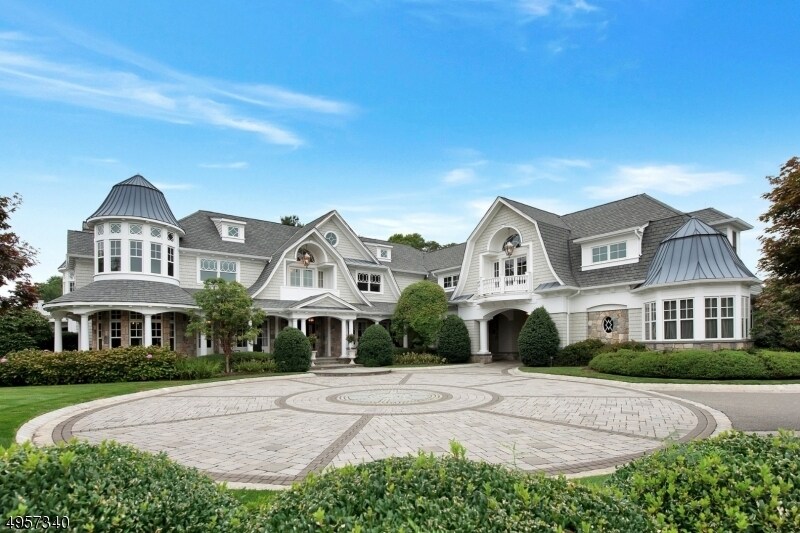 Foto principal - 677 Charnwood Dr