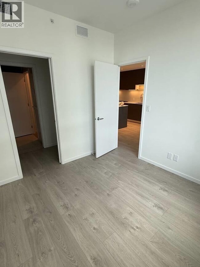 Building Photo - 6500 Minoru Blvd