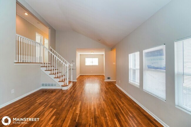 Building Photo - 1190 MANFELD DR, COLUMBUS, OH 43227