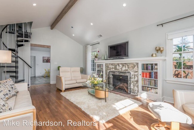 Foto del edificio - 328 W Pedregosa St