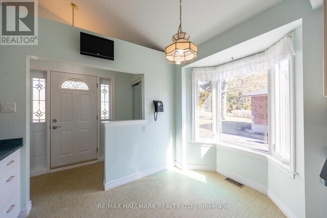 Building Photo - 69 Lawson Rd