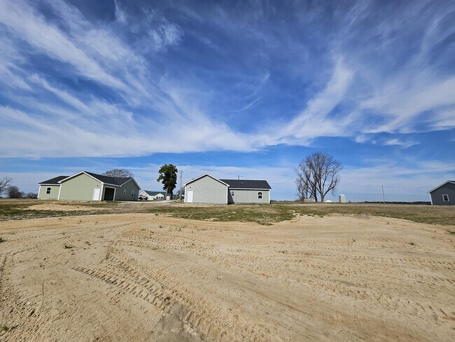 Building Photo - 1021 Oberry Rd