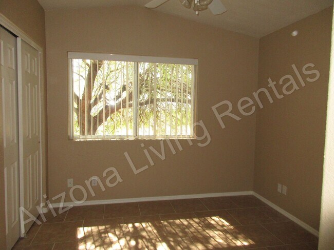 Building Photo - FANTASTIC NORTHSIDE 3 CAR GARAGE HOME