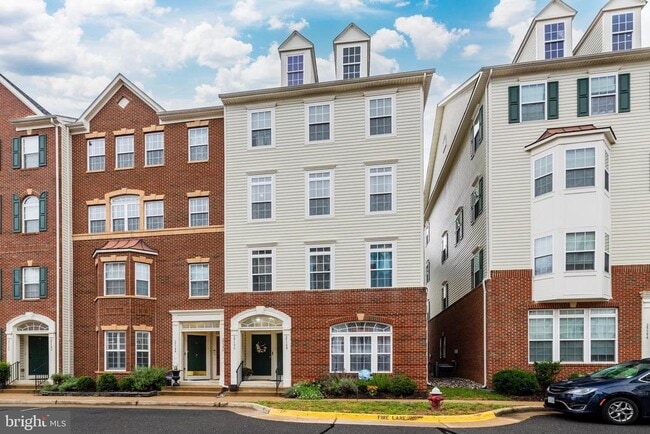 Building Photo - 25390 Patriot Terrace