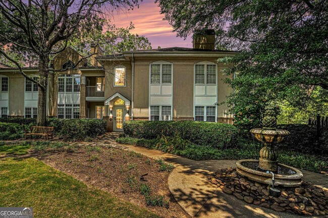 Foto del edificio - 240 Renaissance Pkwy NE