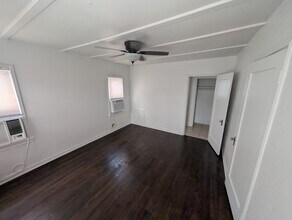 Building Photo - 5612 Chartres St